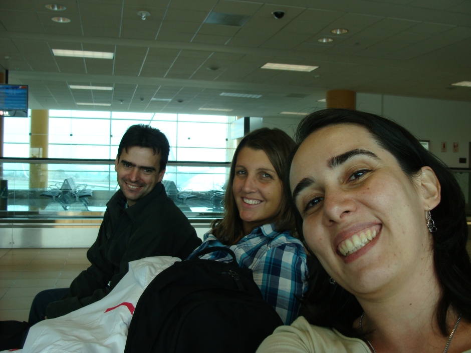 Aeroporto de Lima - Livia, Ana e Fabinho